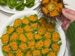 -日月明小渔村•海肠捞饭•大连海鲜(星海广场店)