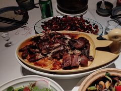 -八府香鸭·啫啫煲(华山路店)