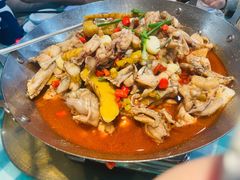 -昱龙大盆牛蛙馆(三兴街总店)