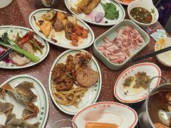 -四囍码头海鲜烧烤自助火锅(外滩南京东路悦荟广场店)