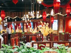 -老滇山寨•云南特色菜•地方菜•民族风情歌舞表演(金碧店)