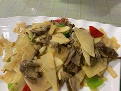 -天天向上素食餐厅(五台山店)