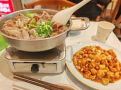 -犇逸·乐山跷脚牛肉·四川现炒(览海店)