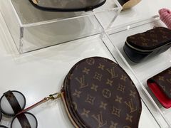 -Gucci(青岛海信广场店)