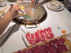 -牛人日志·鲜牛肉骨汤火锅(万科里瑧店)