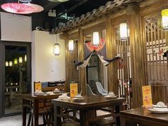 大堂-聚汇三少·龙虾·中餐厅(莫邪路新天地店)
