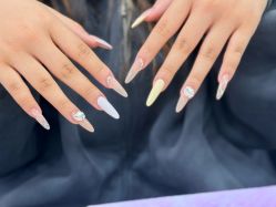 -丹曦·美甲美睫