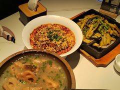 -鑫小城故事·藕汤·家常菜(台北一路总店)