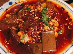 -肖四女乐山跷脚牛肉(世博源店)