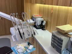-上海仁爱医院口腔科 · 种植