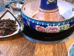 -毛辣果·贵州红酸汤牛肉火锅(西单店)