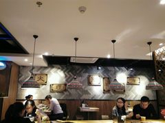 -蒙自源米线大王(东站店)