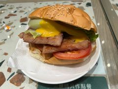 猪扒菠萝包-华嫂冰室(湾仔店)