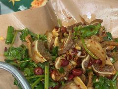 -费大厨辣椒炒肉(高铁吾悦广场店)