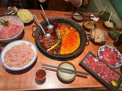 -周小明火锅(黑金冠社区店)