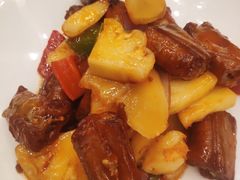 鬼马咕噜肉-太子园林酒家