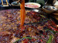 -六公里老火锅(总店)
