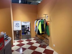 -Devilhands Barbershop男士理容店