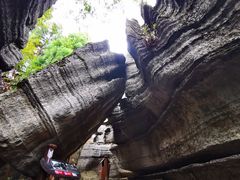 -梭布垭石林景区