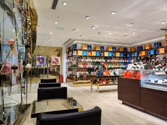 -VENCHI 闻绮(北京国贸商城店)