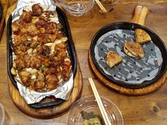 东镇老味道烤鸡块-老东镇啤酒屋海鲜加工·蒸汽海鲜·海鲜烧烤(台东店)