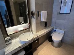 -上海龙之梦万丽酒店