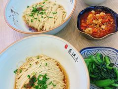 -朱洪元苏式面馆(绿宝广场店)