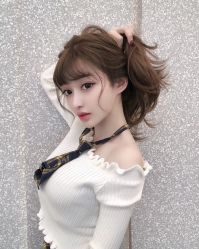 -AYO SALON