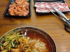 -韩风烤牛肉冷面店