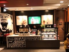 -麦当劳(汉口火车站候车室店)