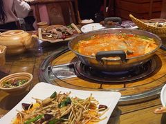 -亮欢寨酸汤鱼(沙冲路店)