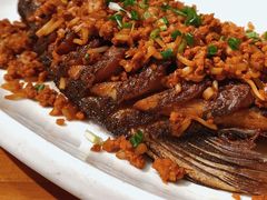 干烧武昌鱼-莲餐厅·湖北菜·藕汤是头牌(愚园路店)