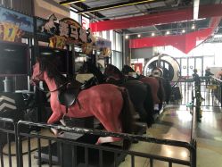 -嗨翻Hi-Fun竞技主题乐园·蹦床团建生日聚会(五棵松华熙店)