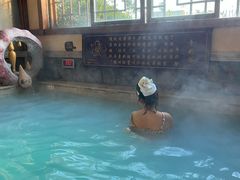 -宁波杭州湾海底温泉
