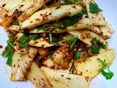 菠萝芒果拌苦瓜-老滇山寨•云南特色菜•地方菜•民族风情歌舞表演(金碧店)