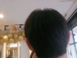 -一東造型烫发染发
