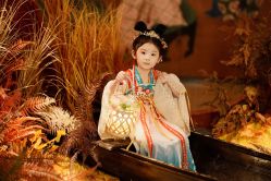 -支流映画摄影·汉服妆造跟拍(本宫来了银泰店)