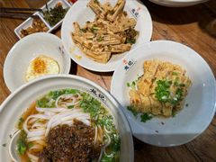 -湘人龙记老长沙米粉(鸟巢店)