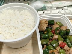 -老乡鸡(西岸凤巢店)