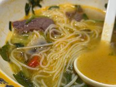 -粉小主·贵州酸汤牛肉粉(南京仙林金鹰店)