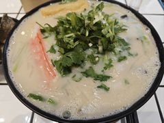 -肥汁米蘭香港米线(长宁来福士店)