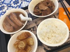 -黄亚细肉骨茶(仰光路店)