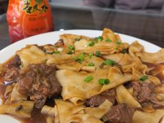 -壹阁胡羊焖饼(特色小吃街店)