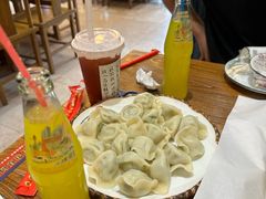 -东来菜馆•手抓海鲜家常菜•海鲜锅贴(鸽子窝店)