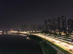 -南京眼步行桥