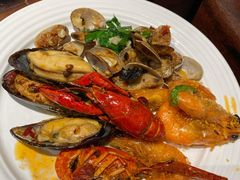 -四海一家自助餐(益田假日广场店)