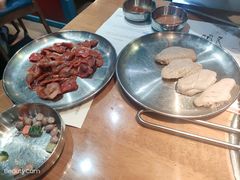 -老炉家木炭烤肉(长江国际店)