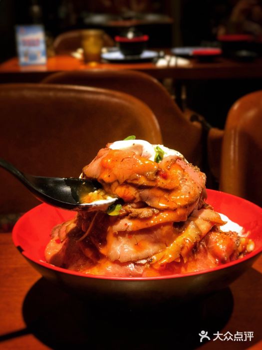 魔丼屋(日月光店)魔王慢烧牛肉丼图片