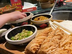 -挂旗柴锅鸡(蚌山区嘉年华店)