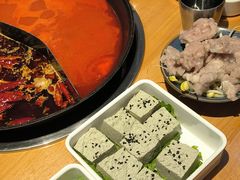 -三个四川人火锅(华联商厦店)